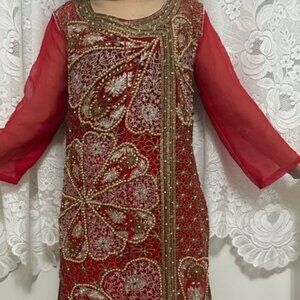 Pakistani/Indian Outfit